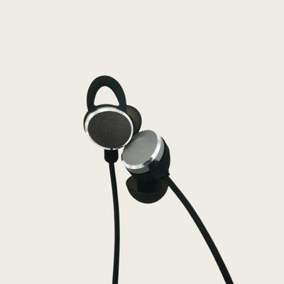 IPX5 کمک های شنوایی قابل شارژ مجدد قابل مشاهده دستگاه شنوایی مقاوم در برابر آب برای ناشنوا 80 ساعت